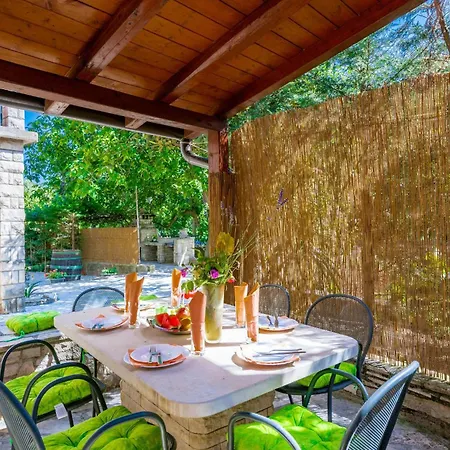 Σπίτι διακοπών Beautiful In With Kitchen