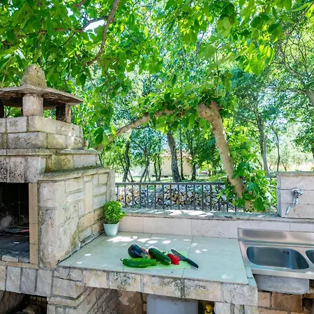 Beautiful In With Kitchen *