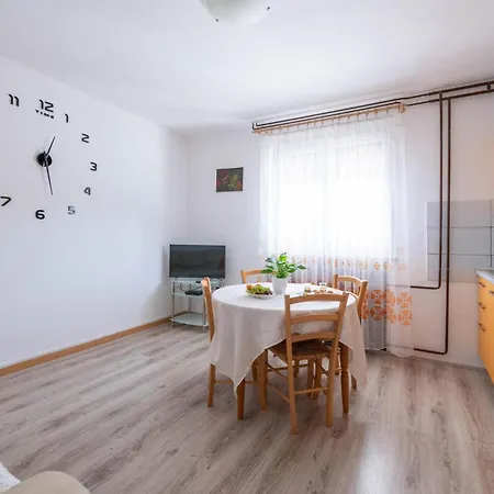 Σπίτι διακοπών Beautiful In With Kitchen Peruški
