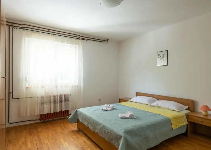 Σπίτι διακοπών Beautiful In With Kitchen