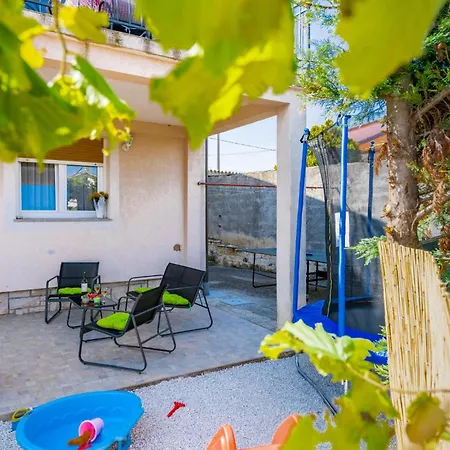 Beautiful In With Kitchen بيت للعطل