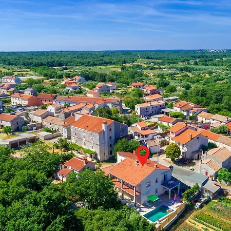 Prázdninový dům Stunning In Peruški